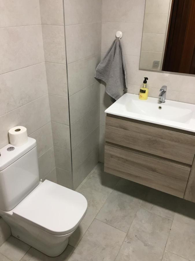Piso Sencillo Y Acogedor Con Parking Gratuito Daire Baranain Dış mekan fotoğraf